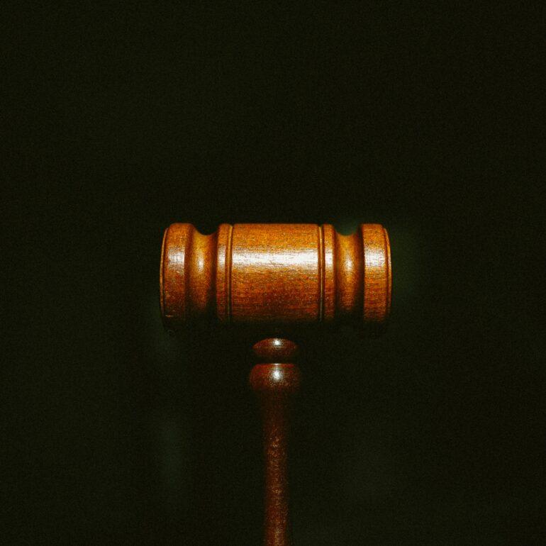 企業主廢油委外處理連帶刑責 廢棄物清理法法律責任